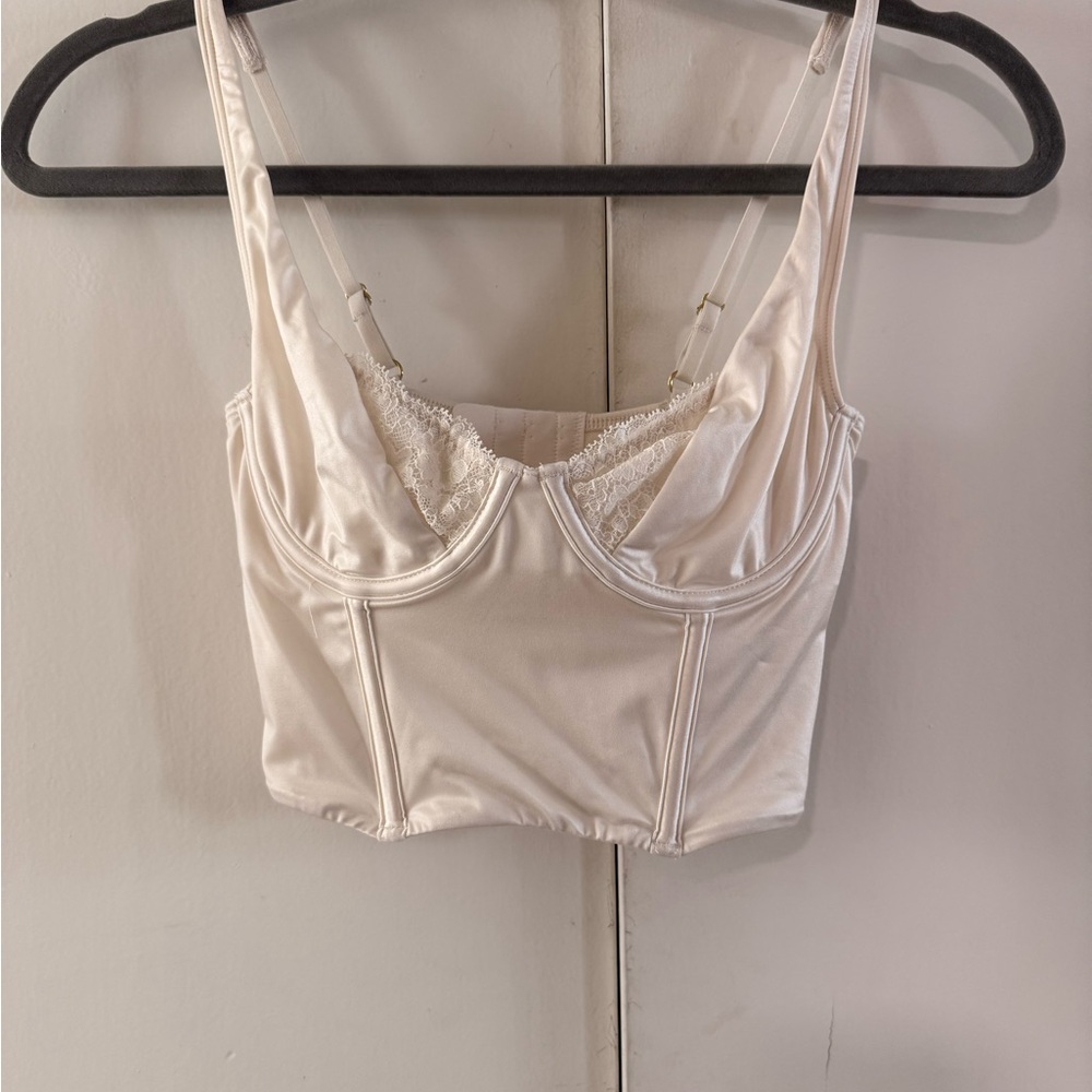 NWOT Abercrombie & Fitch Lace and Satin Balconette Corset
